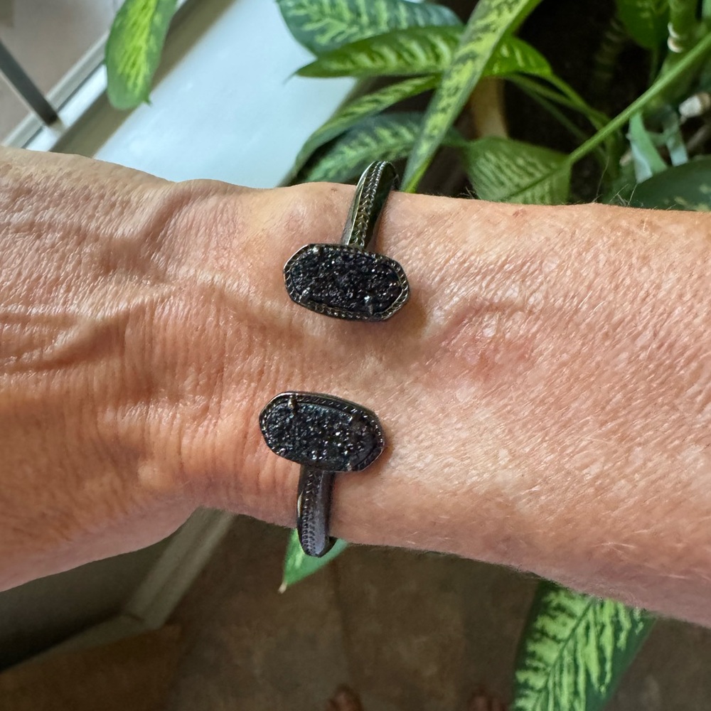Kendra Scott Elton Gunmetal Gray Black Drusy Cuff Bracelet